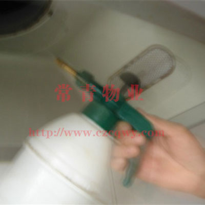 煙機清洗中